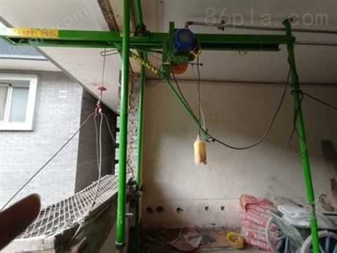 东弘220v室内小型吊机